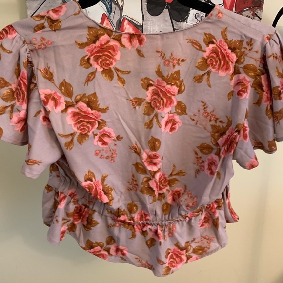 Floral crop top - Picture 2 of 2